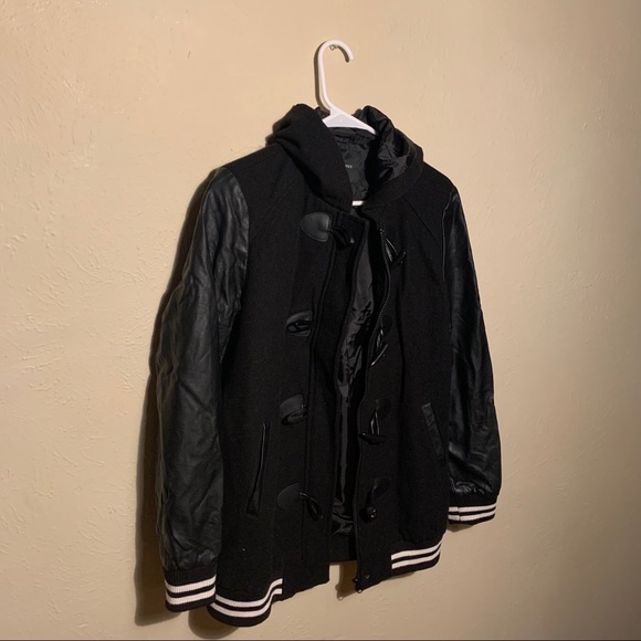 Leather jacket - Picture 2 of 3